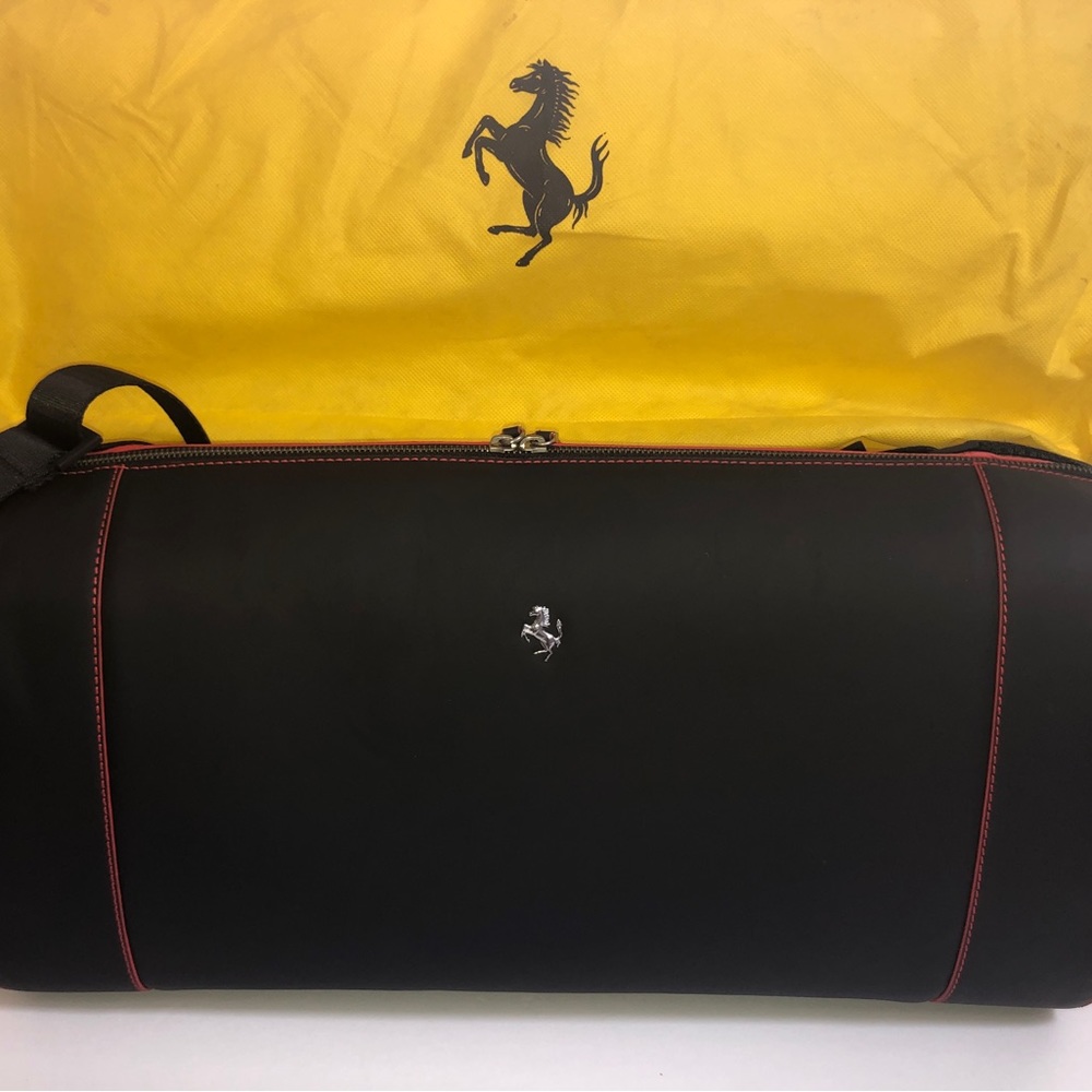 Ferrari 488GTB leather shoulder bag. Black leather with Ferrari Red stitching.